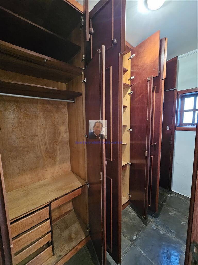 Casa de Condomínio à venda com 3 quartos, 235m² - Foto 28