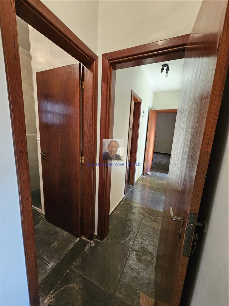 Casa de Condomínio à venda com 3 quartos, 235m² - Foto 31