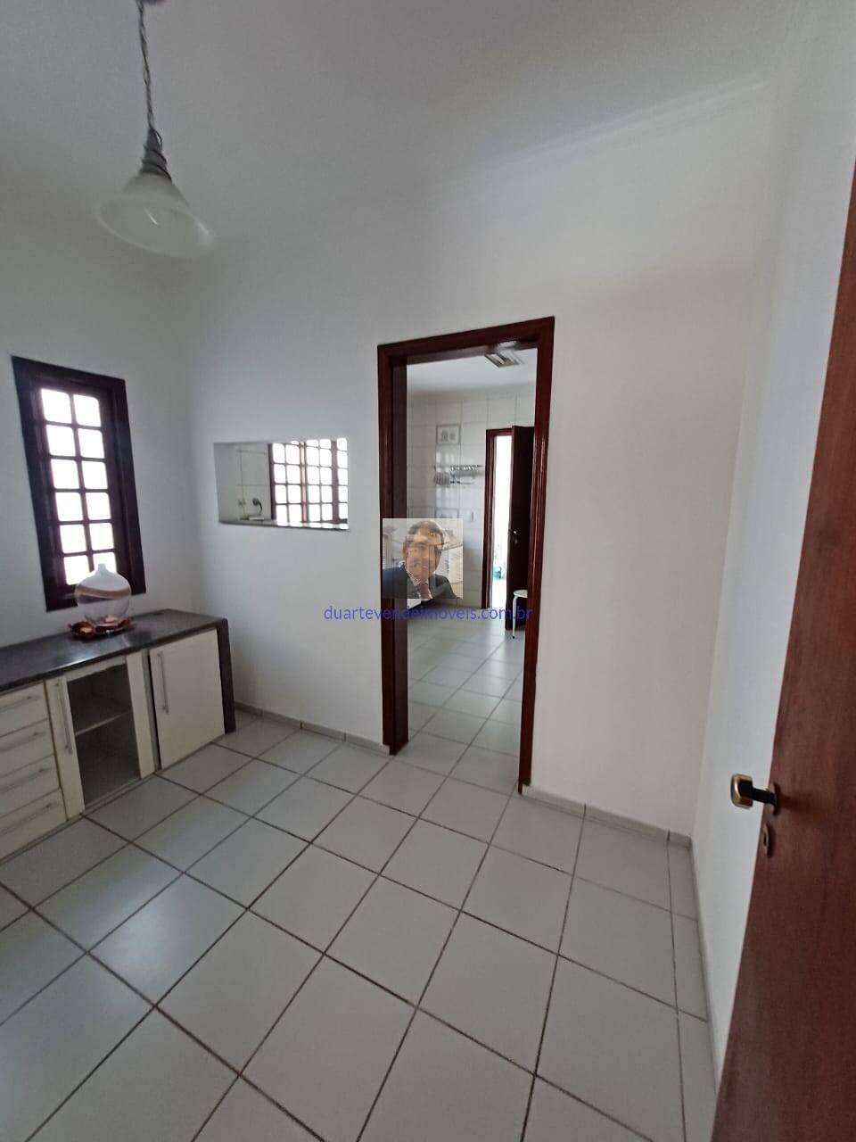 Casa de Condomínio à venda e aluguel com 3 quartos, 490m² - Foto 33