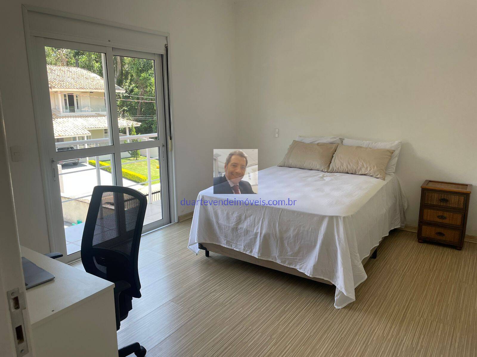 Casa de Condomínio à venda com 3 quartos, 220m² - Foto 12