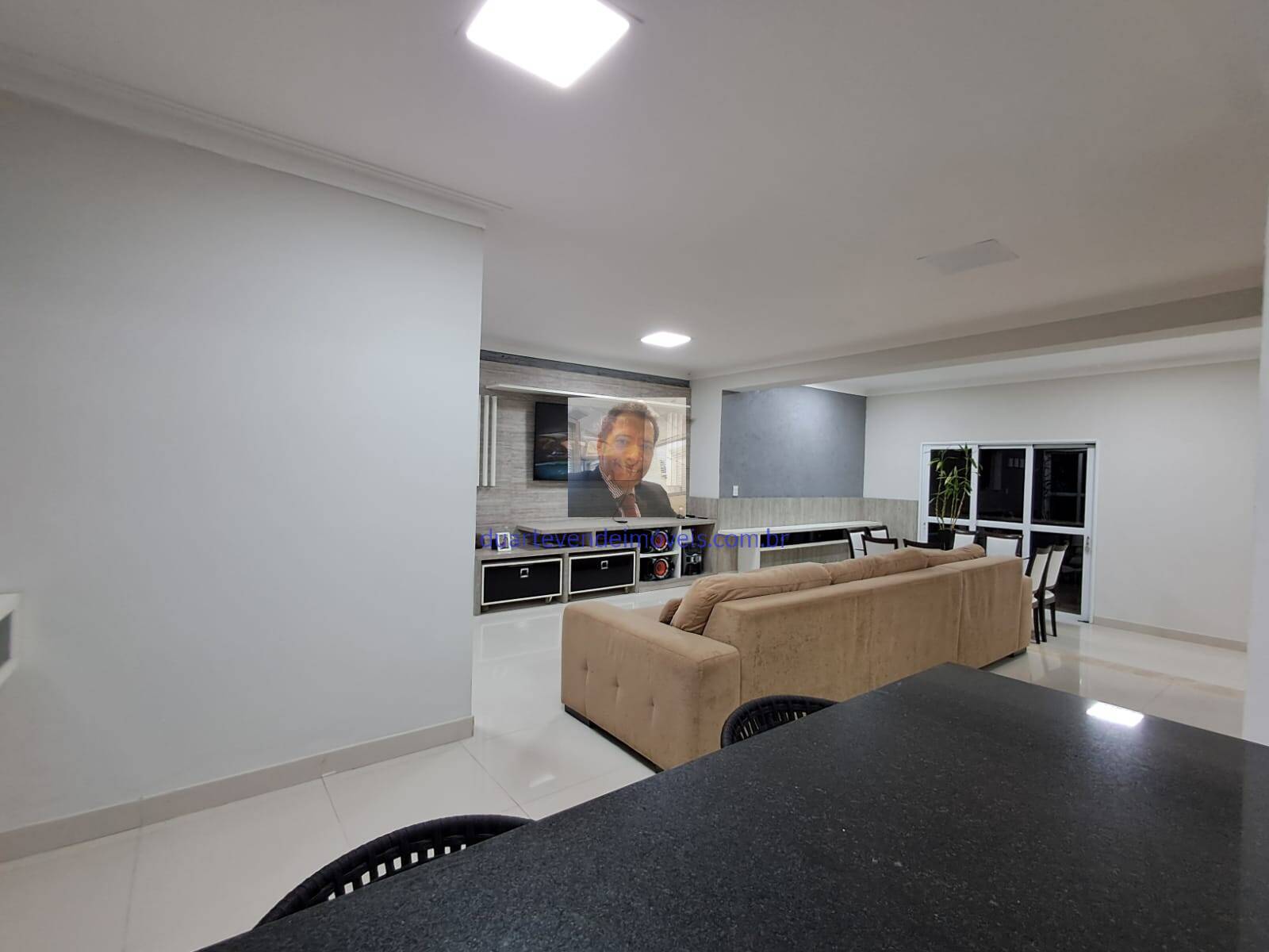 Casa de Condomínio à venda com 3 quartos, 378m² - Foto 9