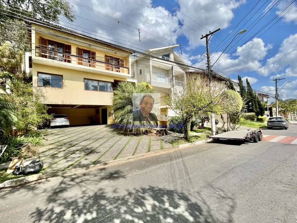 Casa de Condomínio à venda com 3 quartos, 390m² - Foto 4