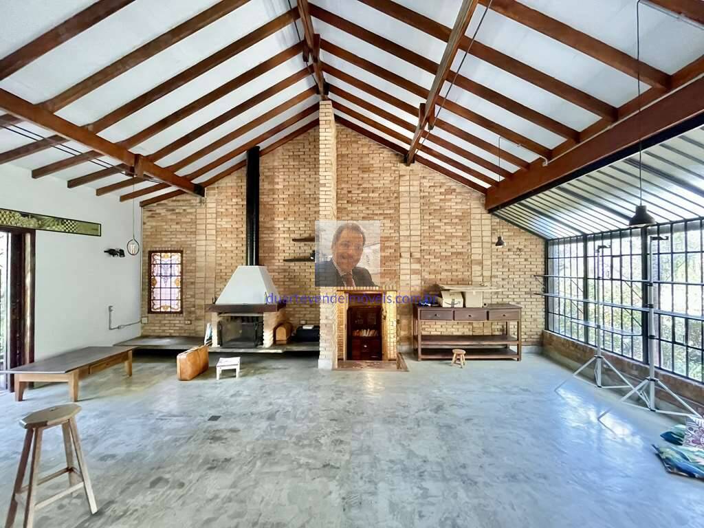 Casa de Condomínio à venda com 3 quartos, 450m² - Foto 4