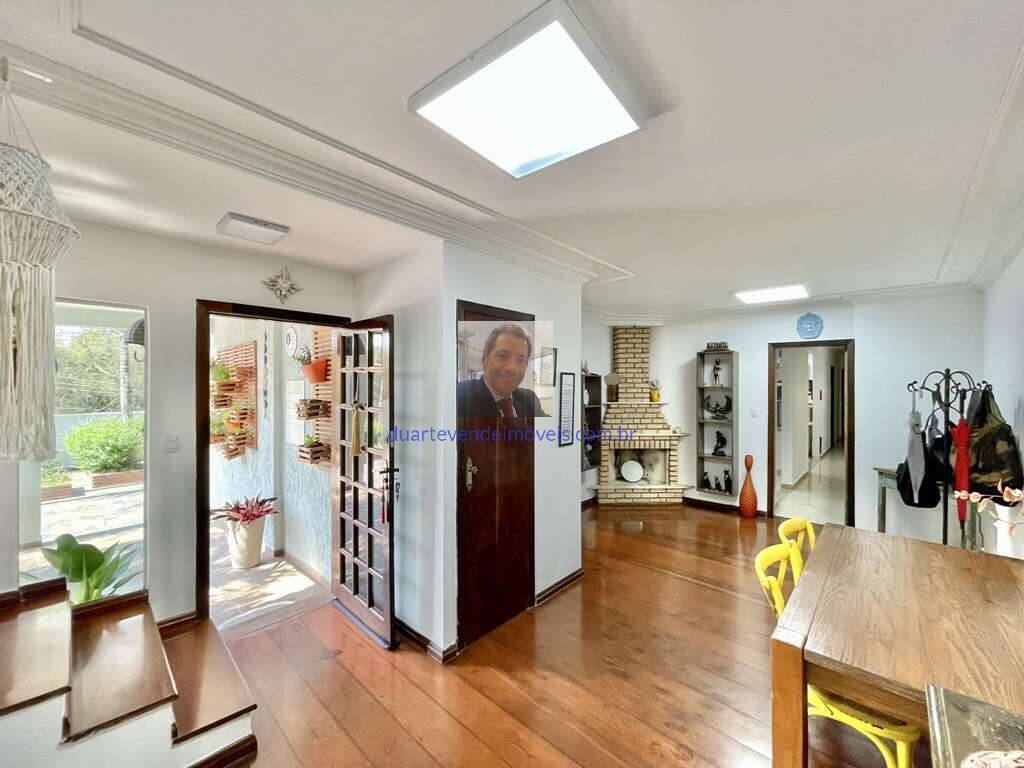 Casa à venda com 3 quartos, 180m² - Foto 14