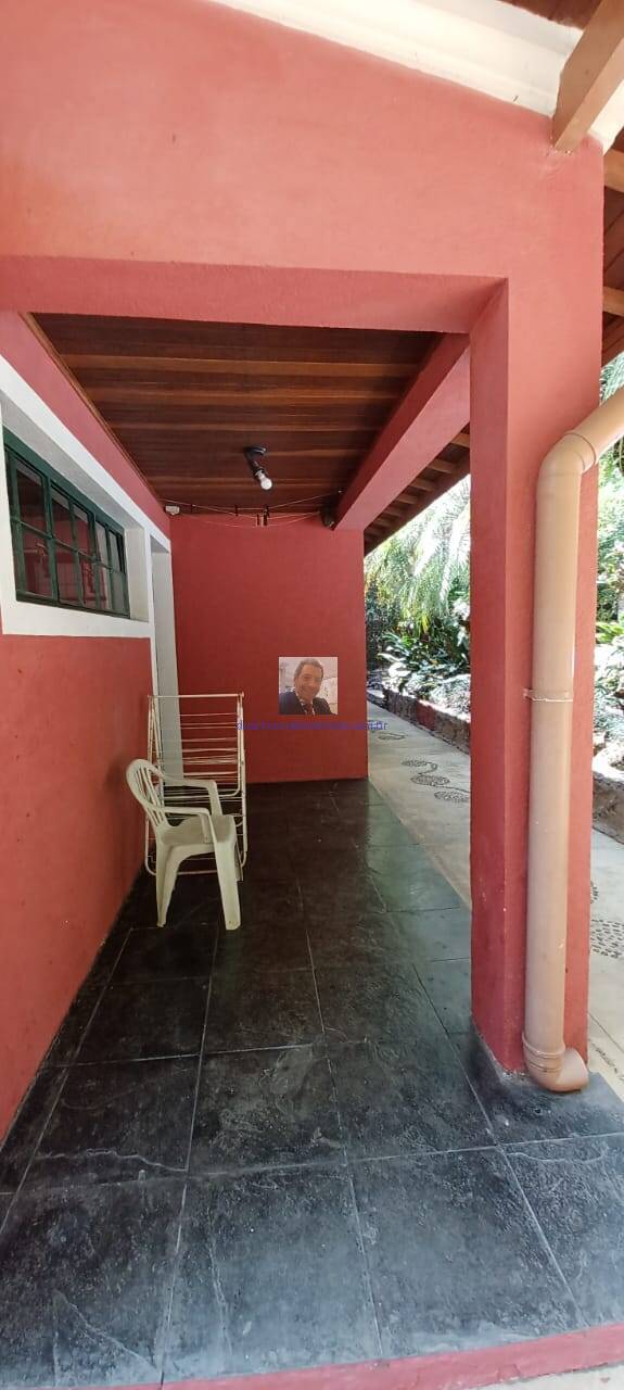 Casa de Condomínio à venda e aluguel com 3 quartos, 216m² - Foto 17