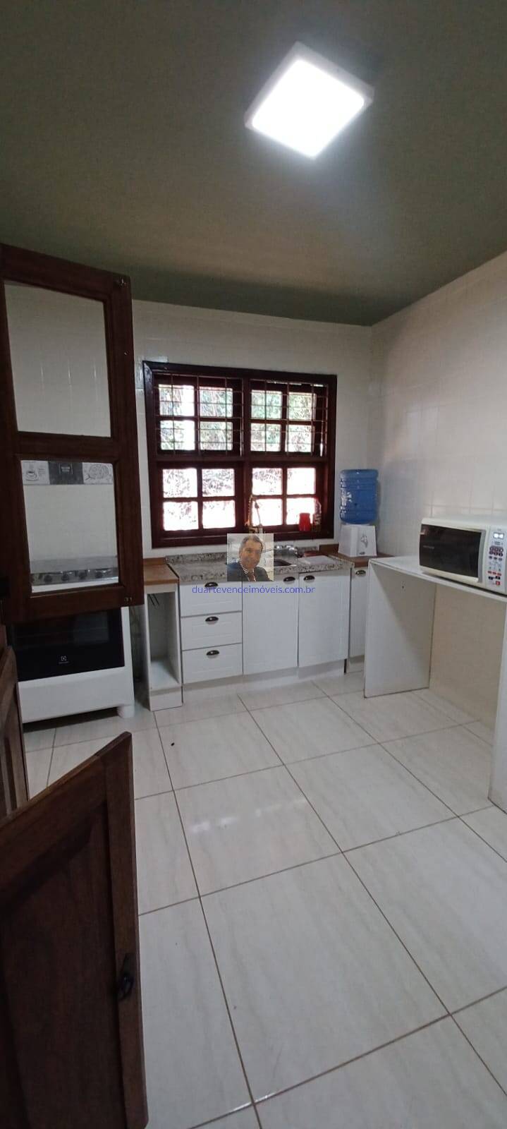 Casa de Condomínio à venda e aluguel com 3 quartos, 217m² - Foto 23