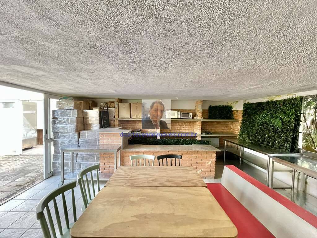 Casa à venda com 4 quartos, 253m² - Foto 4