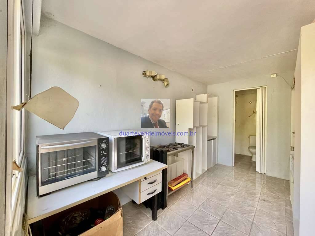 Casa à venda com 4 quartos, 253m² - Foto 12