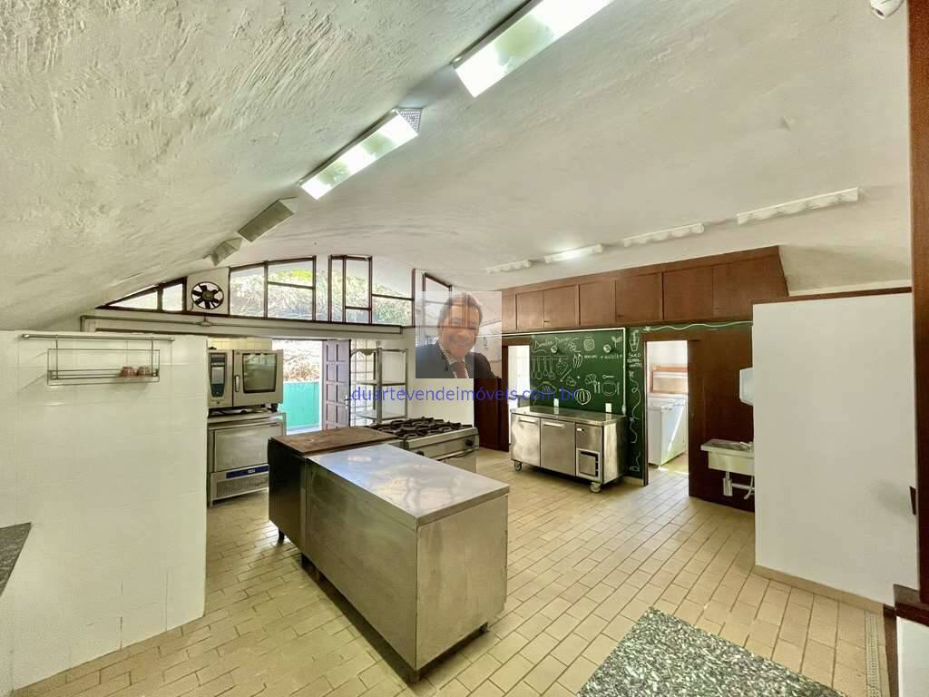 Casa à venda com 4 quartos, 253m² - Foto 35