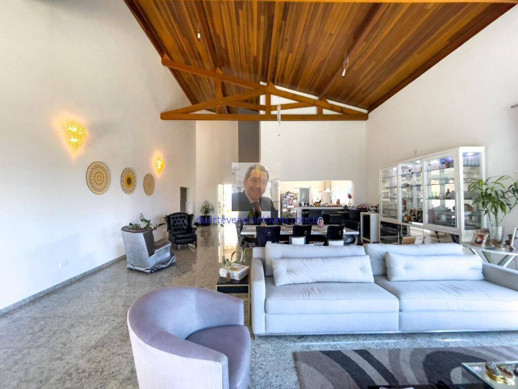 Casa de Condomínio à venda com 3 quartos, 390m² - Foto 4