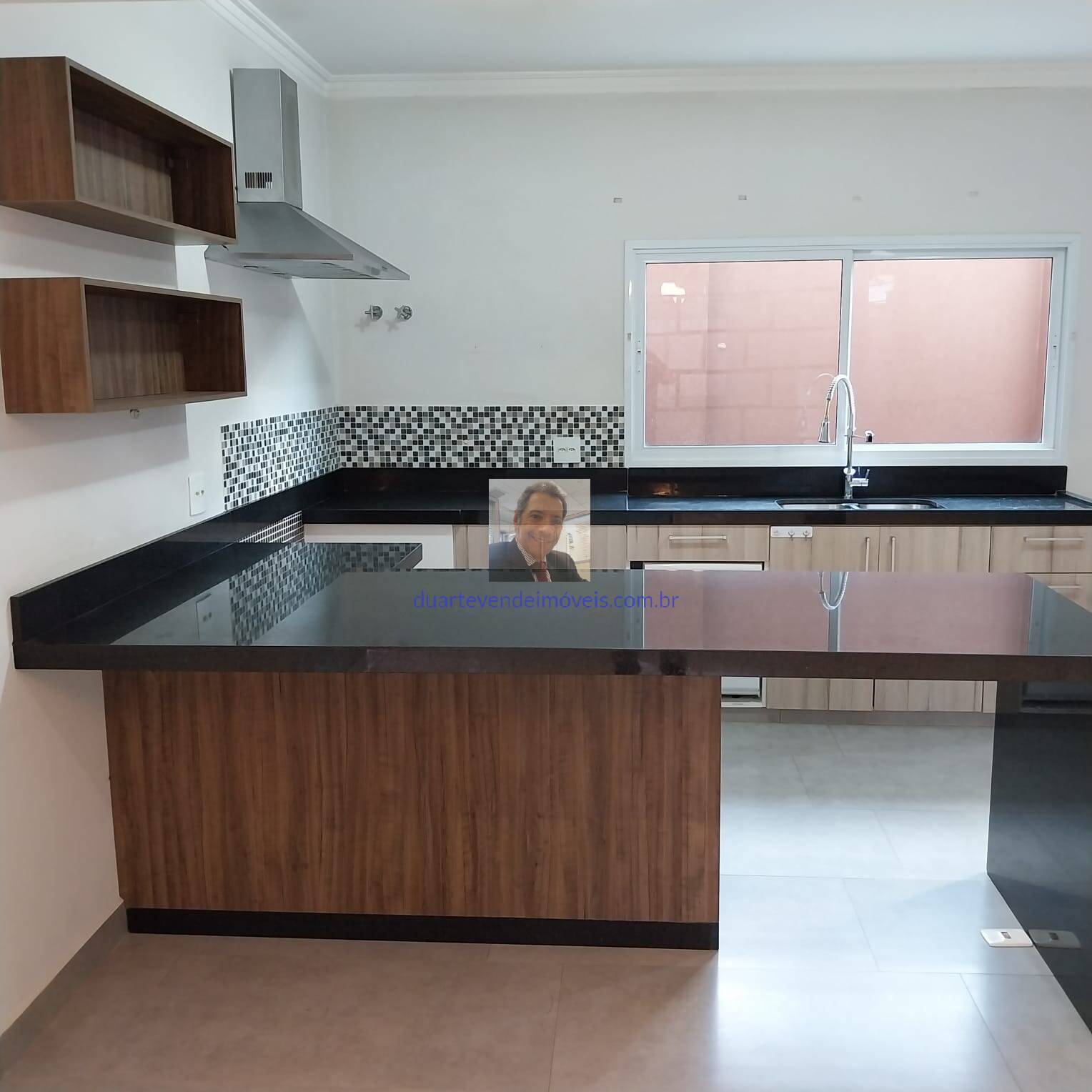 Casa de Condomínio à venda com 4 quartos, 341m² - Foto 23