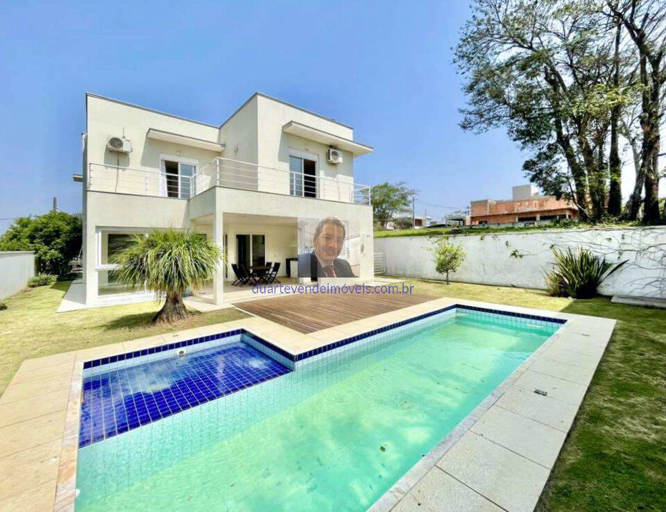 Casa de Condomínio à venda com 4 quartos, 332m² - Foto 1