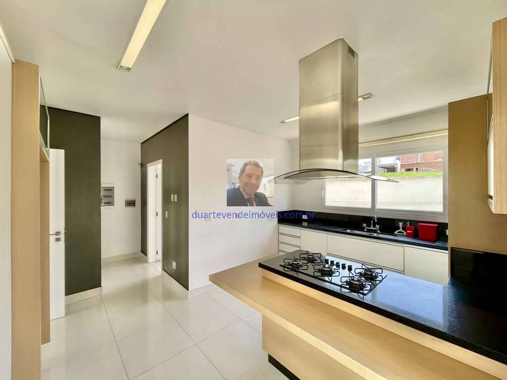 Casa de Condomínio à venda com 4 quartos, 332m² - Foto 16