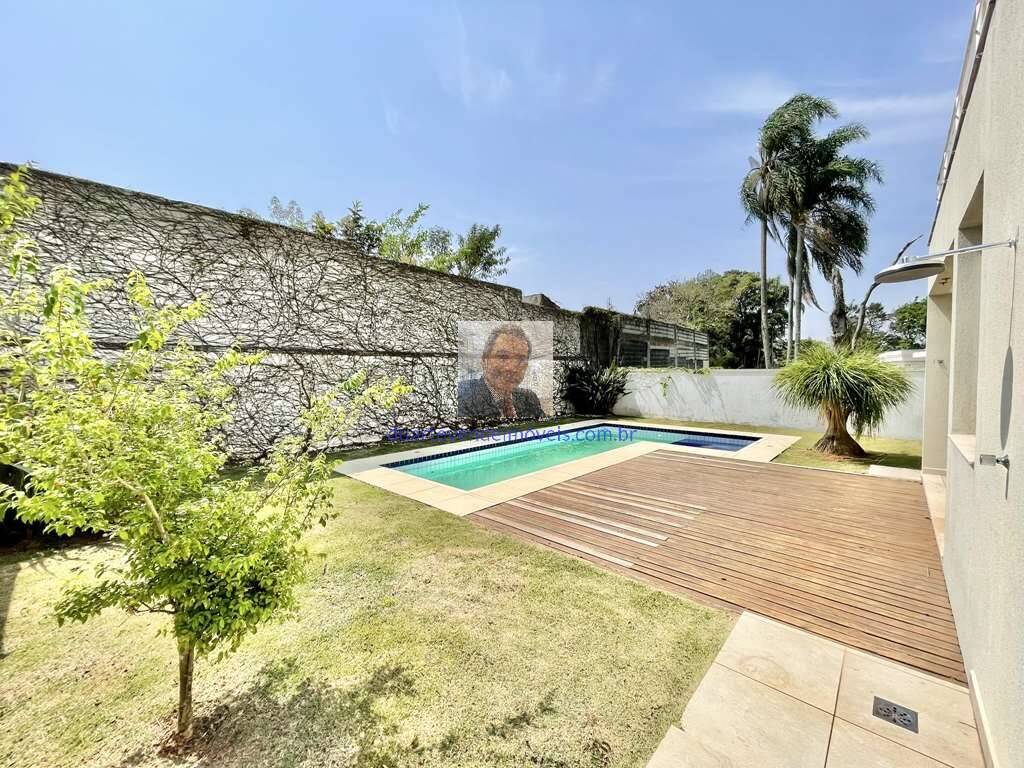 Casa de Condomínio à venda com 4 quartos, 332m² - Foto 31