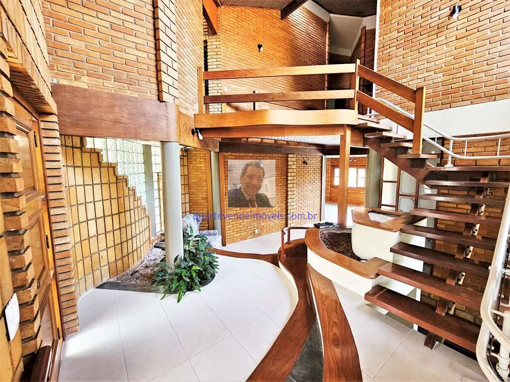 Casa de Condomínio à venda com 4 quartos, 351m² - Foto 4