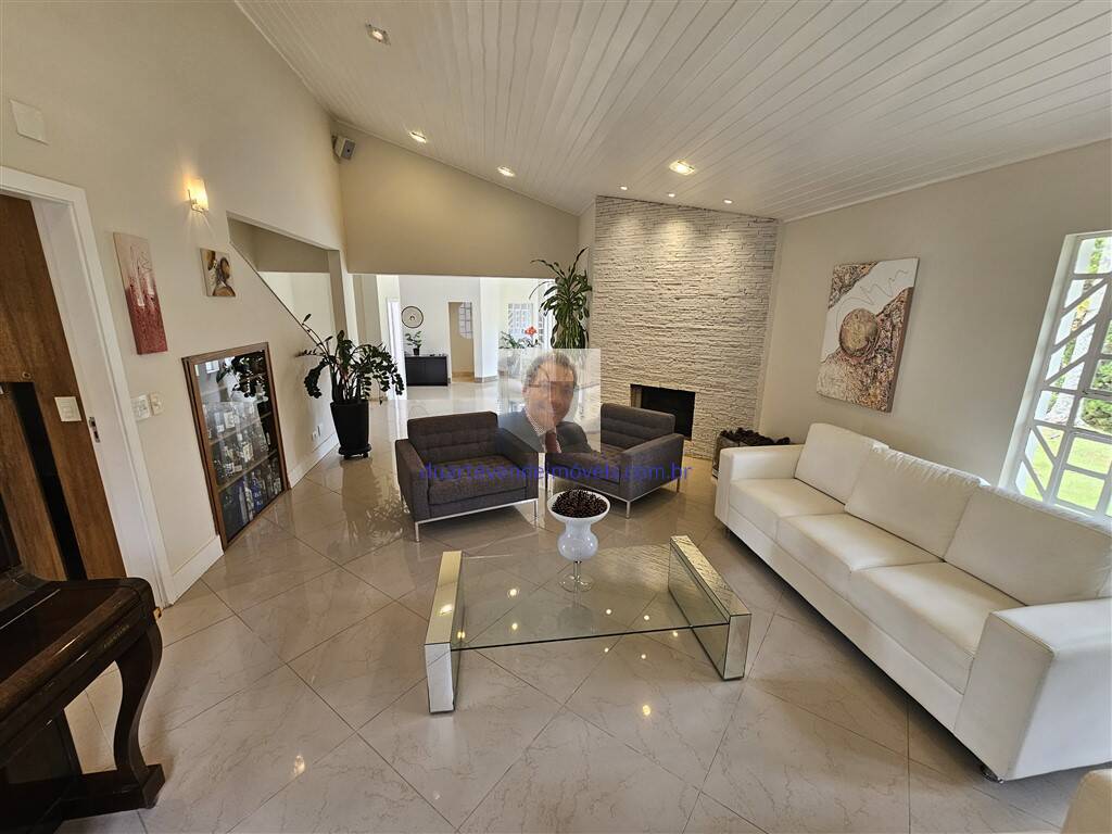 Casa de Condomínio para alugar com 4 quartos, 500m² - Foto 27