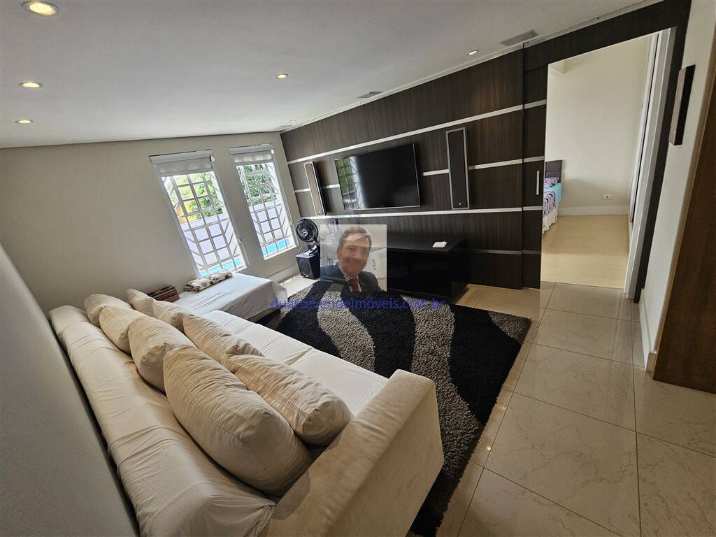 Casa de Condomínio para alugar com 4 quartos, 500m² - Foto 34