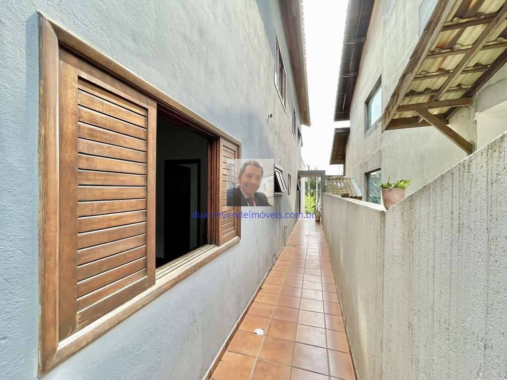 Casa de Condomínio à venda com 4 quartos, 350m² - Foto 51