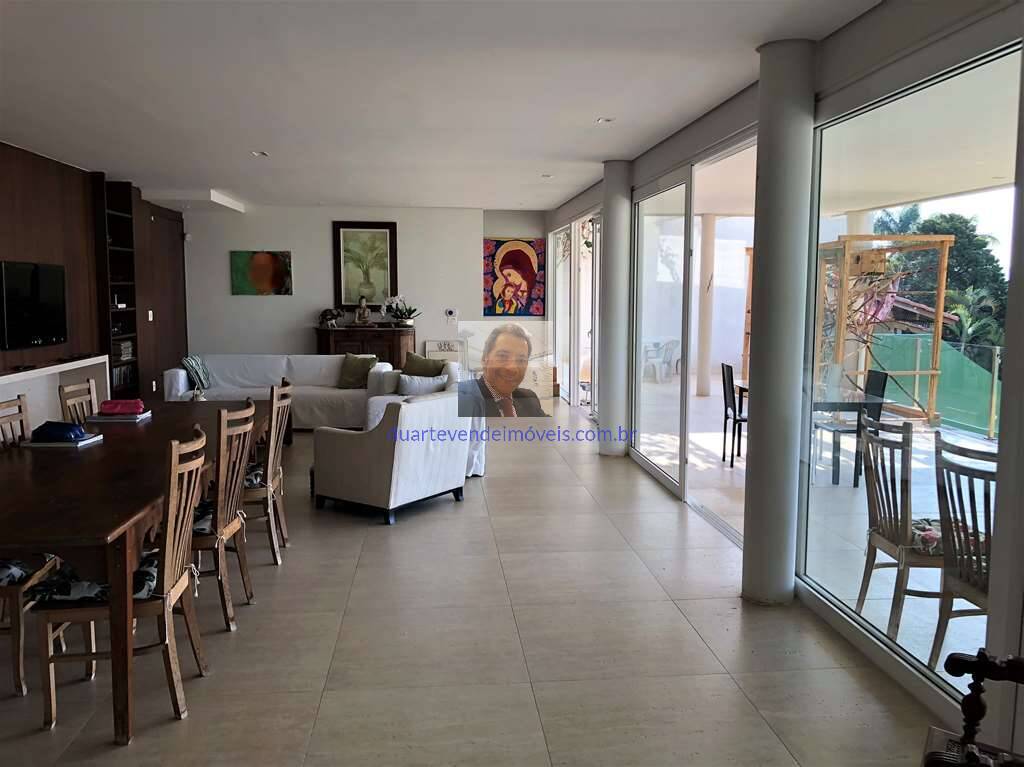 Casa para alugar com 4 quartos, 550m² - Foto 13