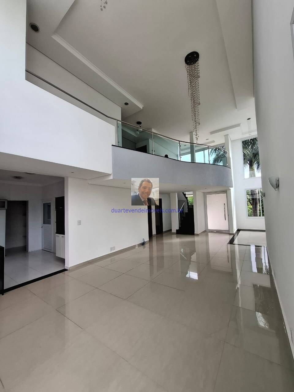 Casa para alugar com 5 quartos, 380m² - Foto 16