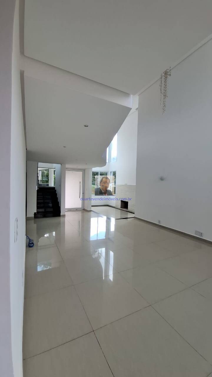 Casa para alugar com 5 quartos, 380m² - Foto 44