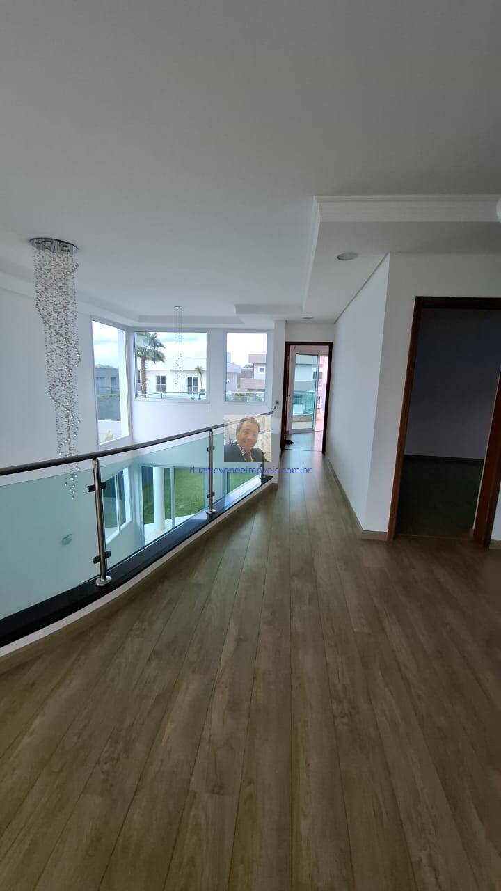 Casa para alugar com 5 quartos, 380m² - Foto 47