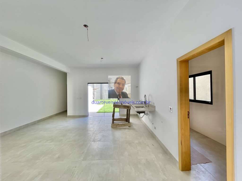 Casa à venda com 3 quartos, 230m² - Foto 16