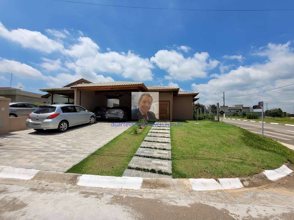 Casa de Condomínio à venda com 3 quartos, 181m² - Foto 1