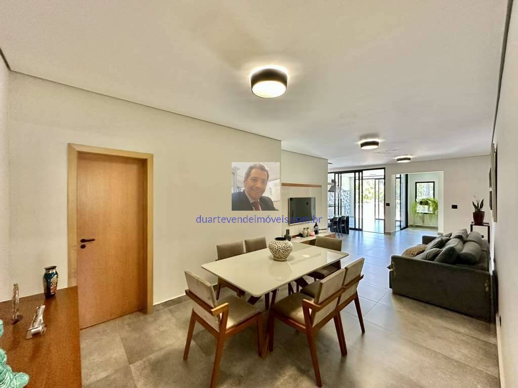 Casa à venda com 3 quartos, 321m² - Foto 23