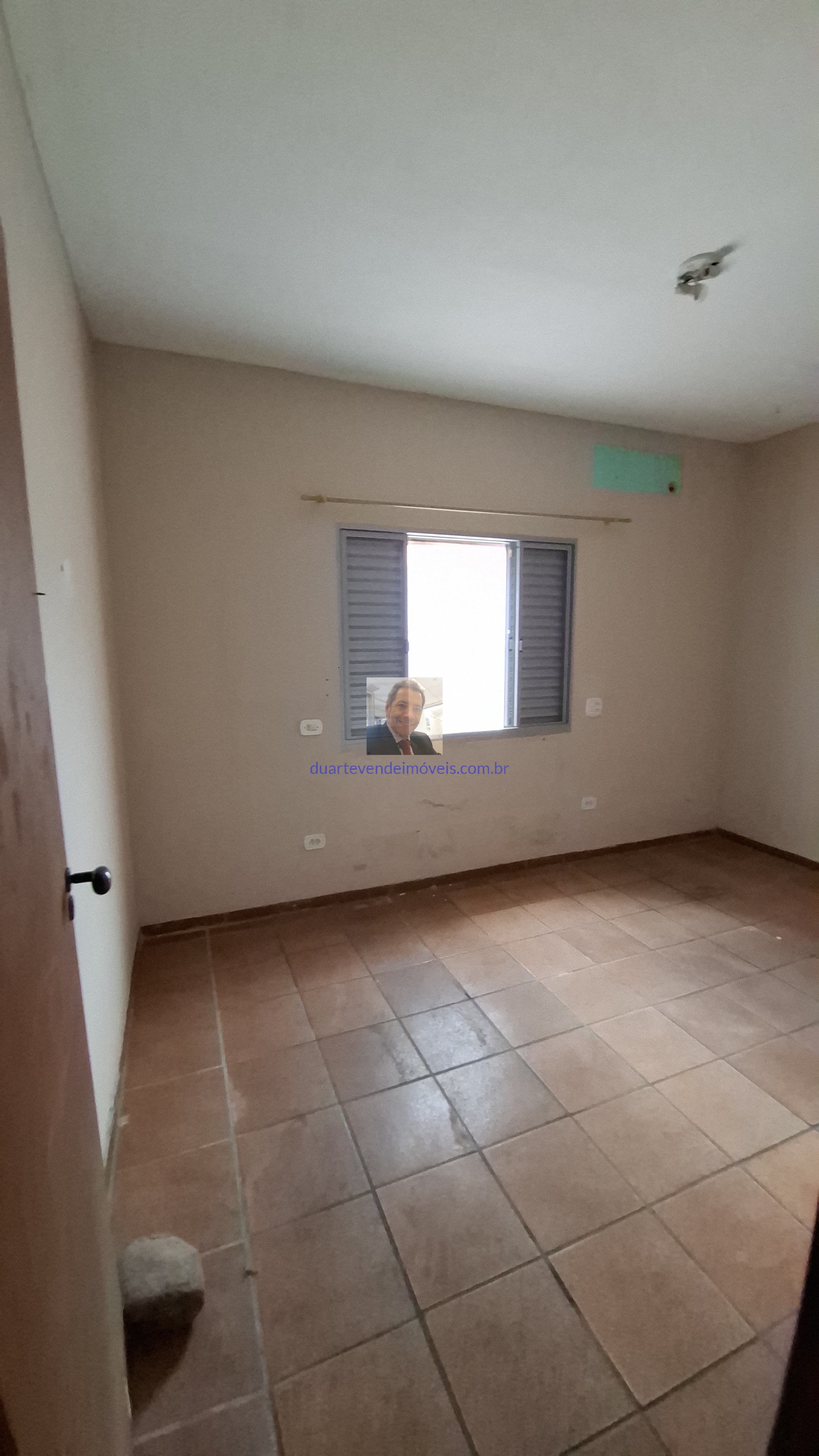 Casa à venda com 4 quartos, 200m² - Foto 5