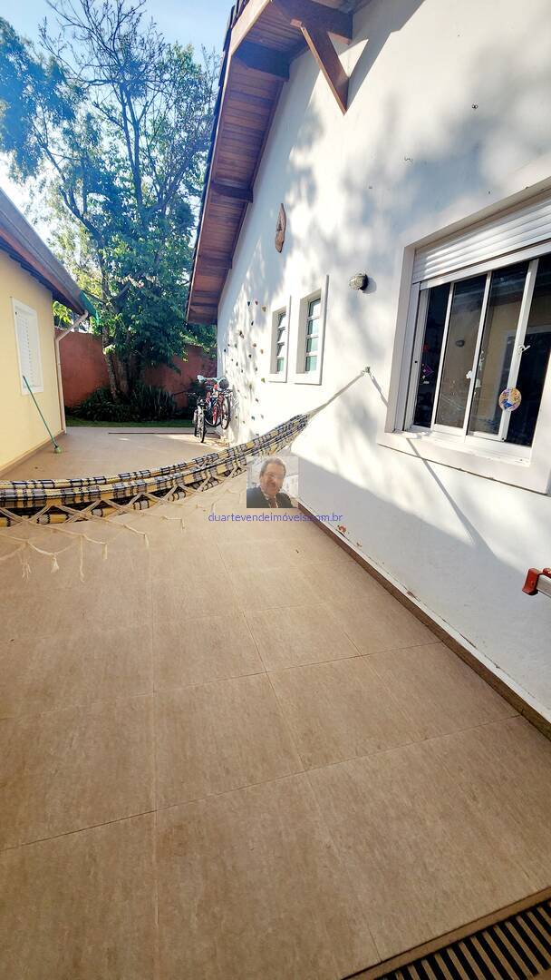 Casa de Condomínio à venda com 3 quartos, 200m² - Foto 49