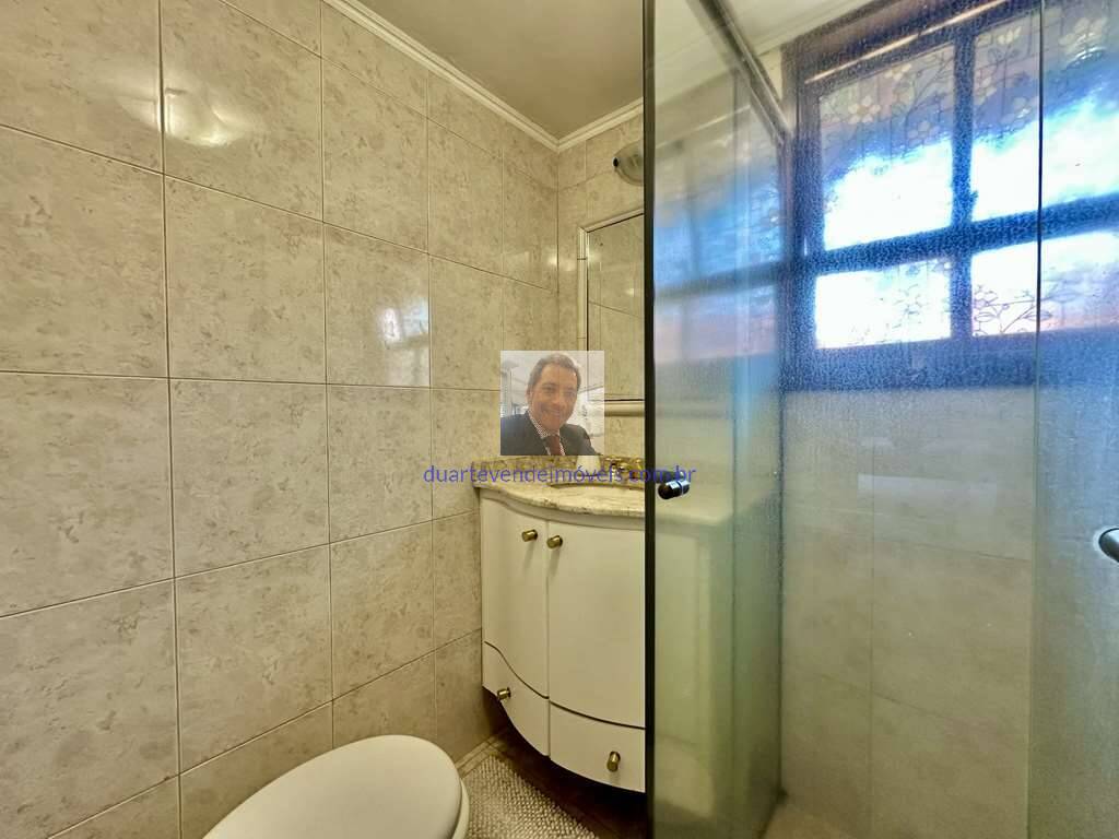 Casa de Condomínio à venda com 4 quartos, 300m² - Foto 36