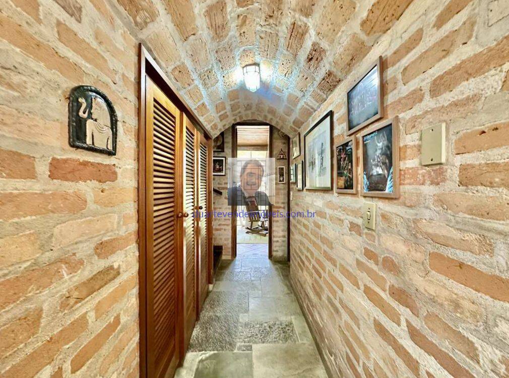 Casa de Condomínio à venda com 4 quartos, 300m² - Foto 37