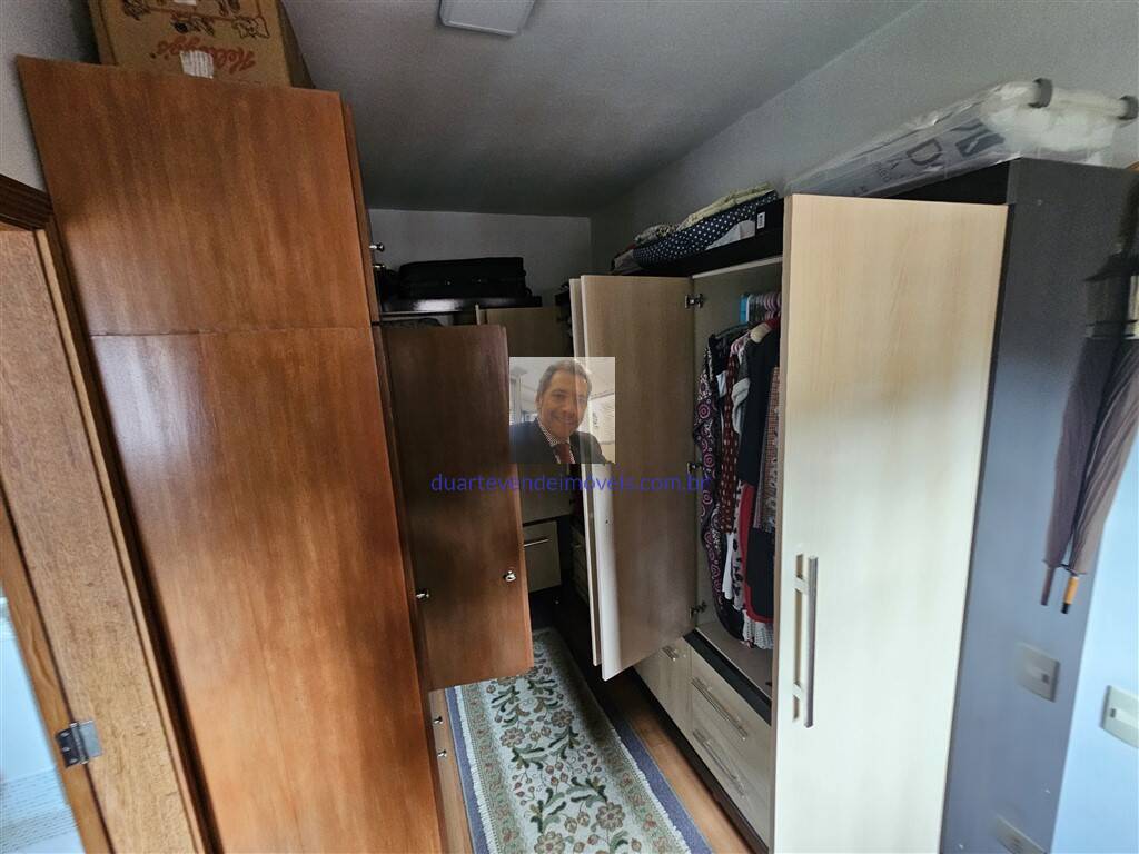 Casa de Condomínio à venda com 1 quarto, 204m² - Foto 33