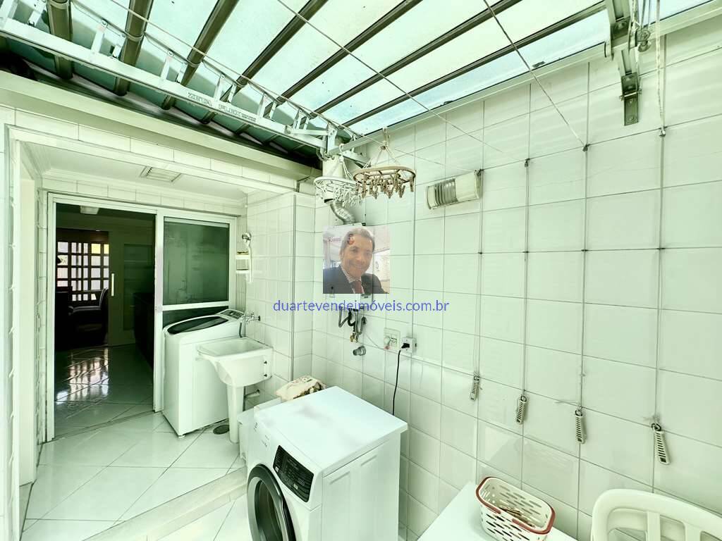 Casa de Condomínio à venda com 3 quartos, 209m² - Foto 26