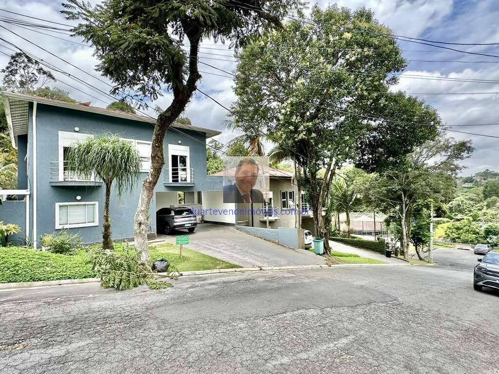 Casa de Condomínio à venda com 3 quartos, 224m² - Foto 18