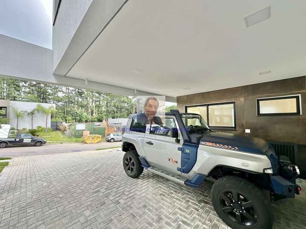 Casa de Condomínio à venda com 3 quartos, 303m² - Foto 9